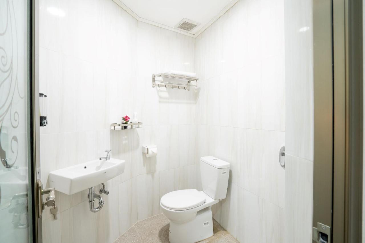 Oki Taru Residence กูตา ภายนอก รูปภาพ